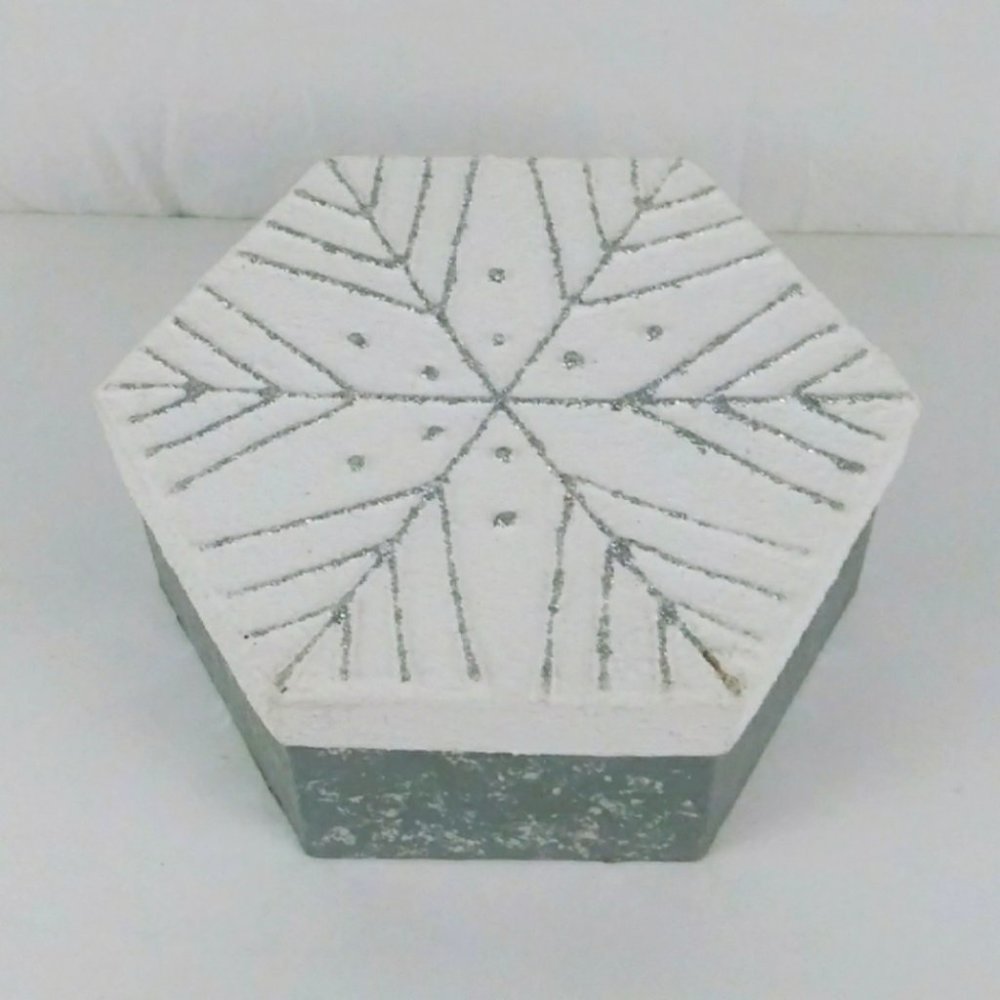 DECORATIVE Holiday Storage Box